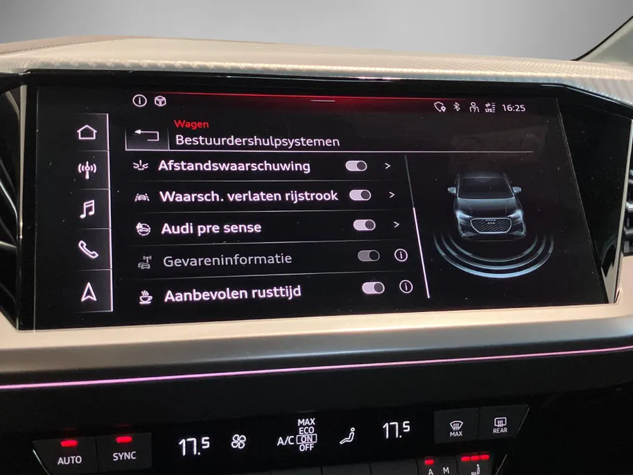 Audi Q4 Sportback e-tron 40 Advanced 150kW/204PK 82 kWh · Panoramadak · Trekhaak · Stoelverwarming · Apple/Android Car Play