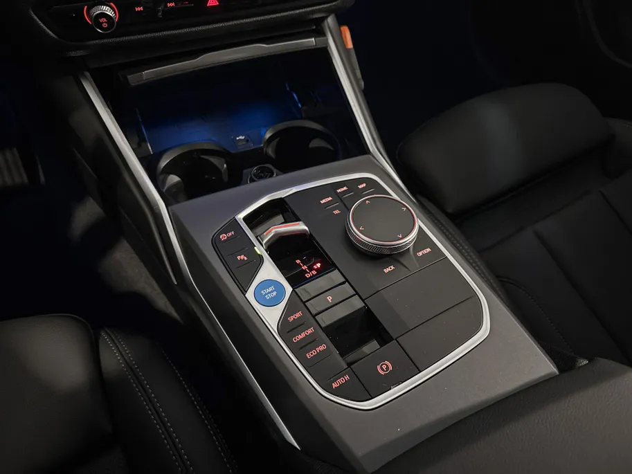 BMW i4 eDrive35 70 kWh
