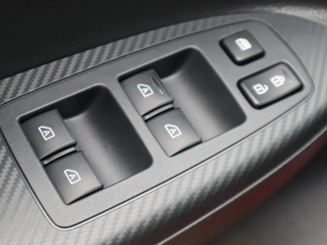 Mitsubishi Eclipse Cross 2.4 PHEV Executive AdaptiveCruise | Apple/AndroidAuto | AllSeasons