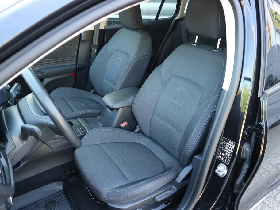 Ford Focus 1.0 EcoBoost Hybrid Active | NAVI | CAMERA | WINTERPAKKET |