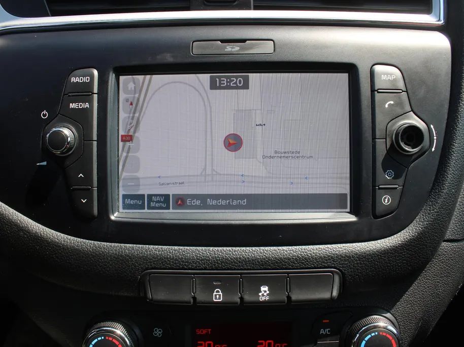 Kia cee'd Sportswagon 1.0 T-GDi Design Edition | Trekhaak | Camera | Clima | 17' LM | Cruise | Navi | Apple Carplay/Android Auto |