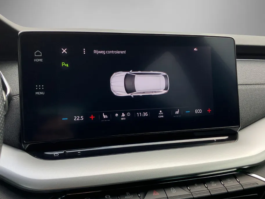 Škoda Octavia Combi 1.4 PHEV 204pk DSG Business+ Panoramadak · Stoelverwarming · Apple/Android Car Play ·