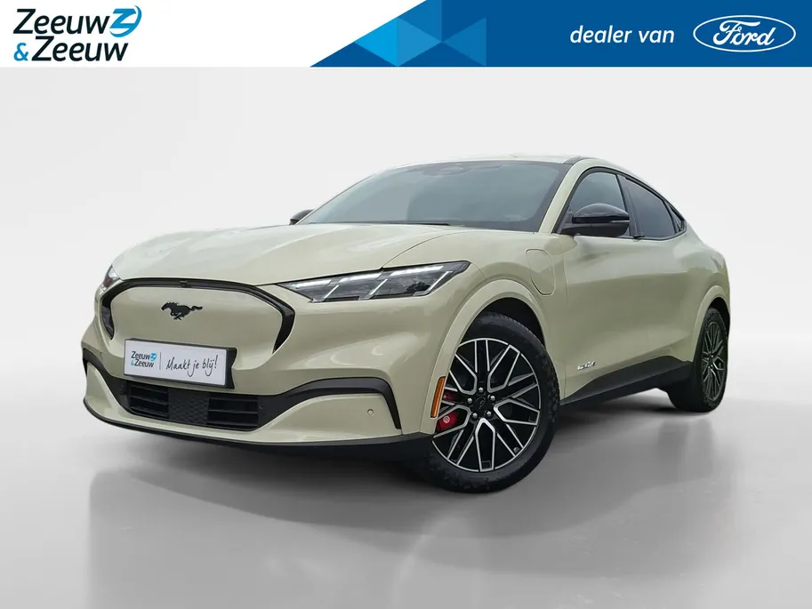 Ford Mustang Mach-E Extended Premium RWD 88 kWh | Afneembare trekhaak | Stoelverwarming | Leer bekleed | 18' Lichtmetaal | Adaptive Cruisecontrol | Dodehoekdetectie | Led verlichting | Climate Control | Nieuw te bestellen |