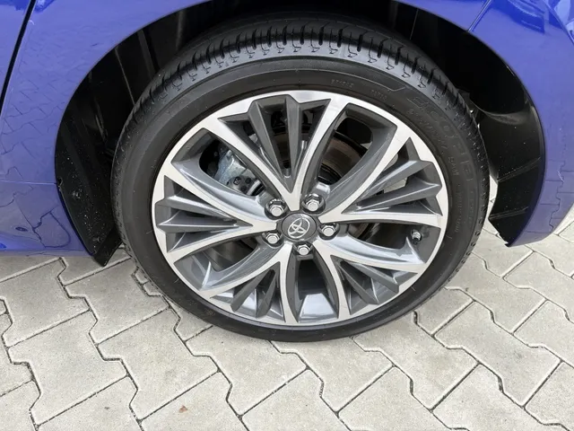 Toyota Yaris 1.5 Hyb. 130 Executive | Panoramadak | JBL | Blindspot