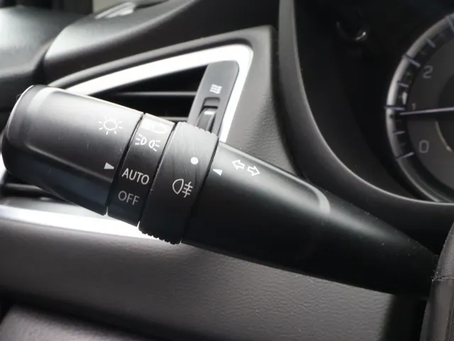 Suzuki S-Cross 1.4 BoosterJet Style Hybrid AdaptiveCruise | Carplay | 360 camera