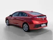 Hyundai IONIQ 1.6 GDi Comfort | Zeer zuinig | Automaat | Climate | Cruise | Carplay |NU Rijklaarprijs! Incl.12 Maanden, APK, Onderhoudsbeurt etc! Premiumpakket gratis!
