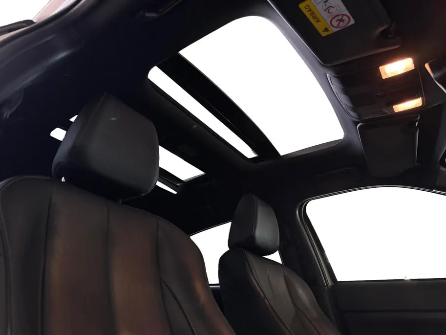 Mitsubishi Eclipse Cross 2.4 PHEV Instyle WK DEAL € 500,- korting | Schuif-/ kanteldak | Achteruitrijcamera | Parkeersensoren voor & achter | Stoelverwarming | Navigatie | Trekhaak | BOVAG GARANTIE |