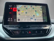 Volkswagen ID.4 Pro 77 kWh 204pk SOH 94,2% Apple/Android Car Play · Navigatie · Camera + parkeersensoren · Stoelverwarming · Navigatie ·