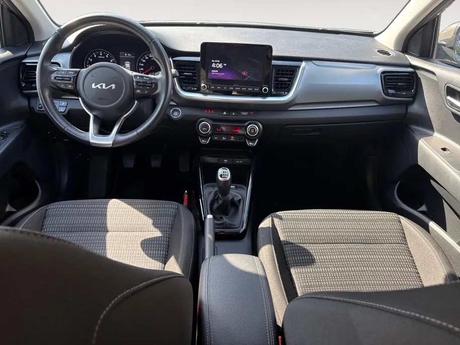 Kia Stonic 1.0 T-GDi MHEV DynamicPlusLine | Cruise Control | Climate Control | Camera | Navigatie | LM Velgen |