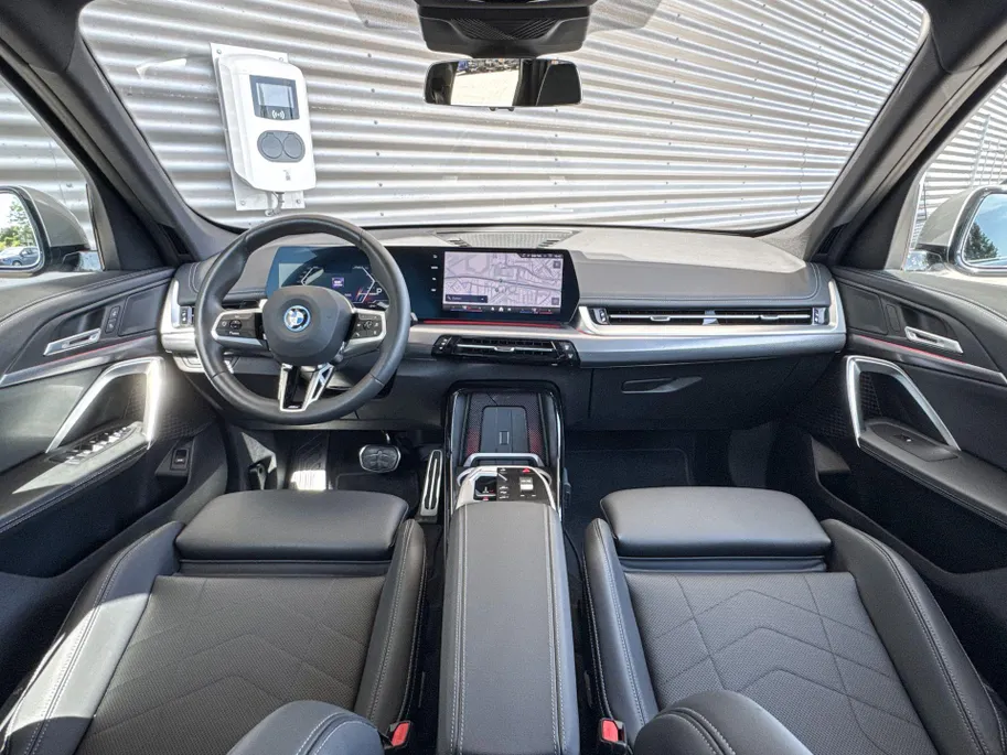 BMW iX1 eDrive20 67 kWh