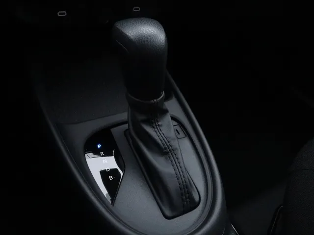 Toyota Aygo X Hybrid 115 play | Camera | Apple/Android Carplay