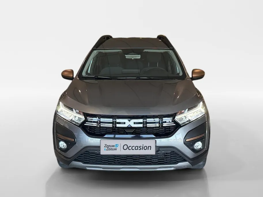 Dacia Jogger 1.6 Hybrid 140 Extreme 7p. *Automaat*Navi+Camera*Climate*Parkeersensoren*Stoelverw.*Limited Edition!