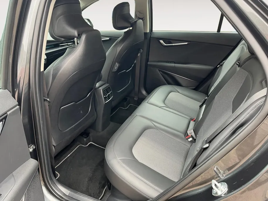 Kia Niro 1.6 GDi Hybrid DynamicLine | Navi | Clima | Camera | Adaptive Cruise | Trekhaak | Apple Carplay & Android Auto | Parkeersensoren
