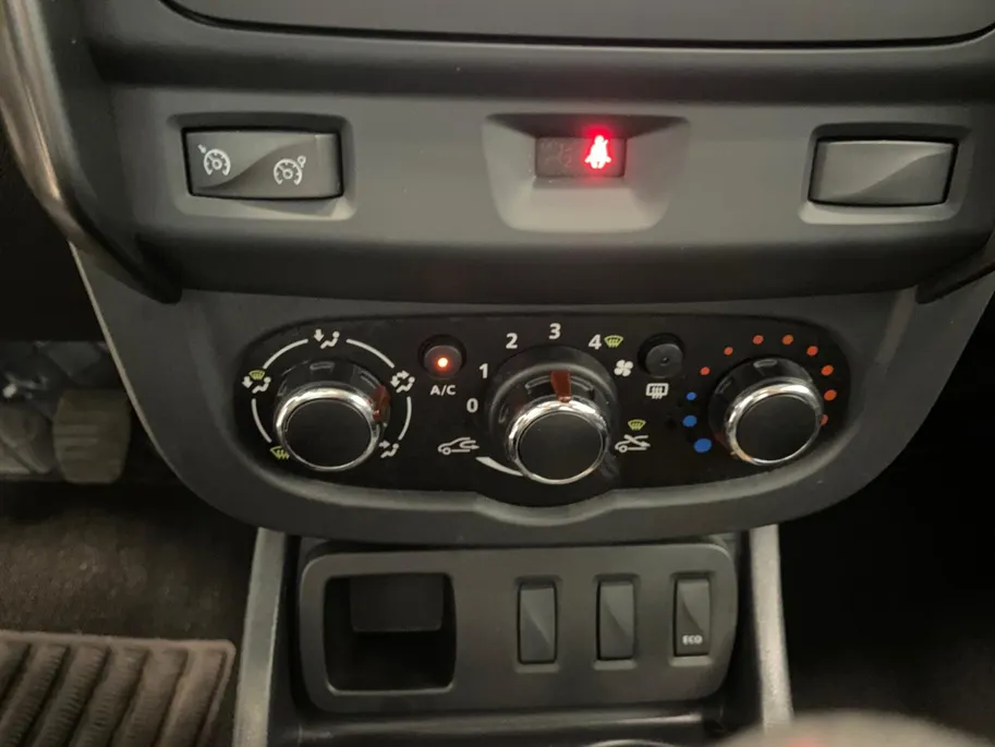 Dacia Duster 1.2 TCe 4x2 10th Anniversary | NL- AUTO | EERSTE EIGENAAR |