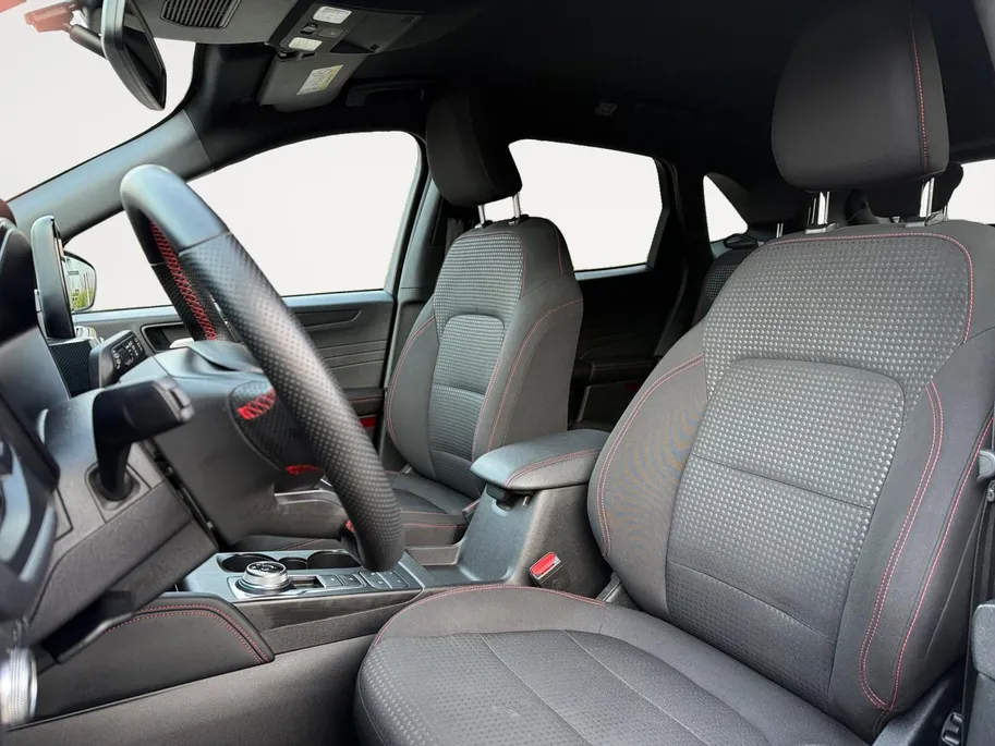 Ford Kuga 2.5 PHEV ST-Line | Driver Assistance Pack | Dodehoek detectie | Achteruitrijcamera | Apple Carplay | Android Auto |