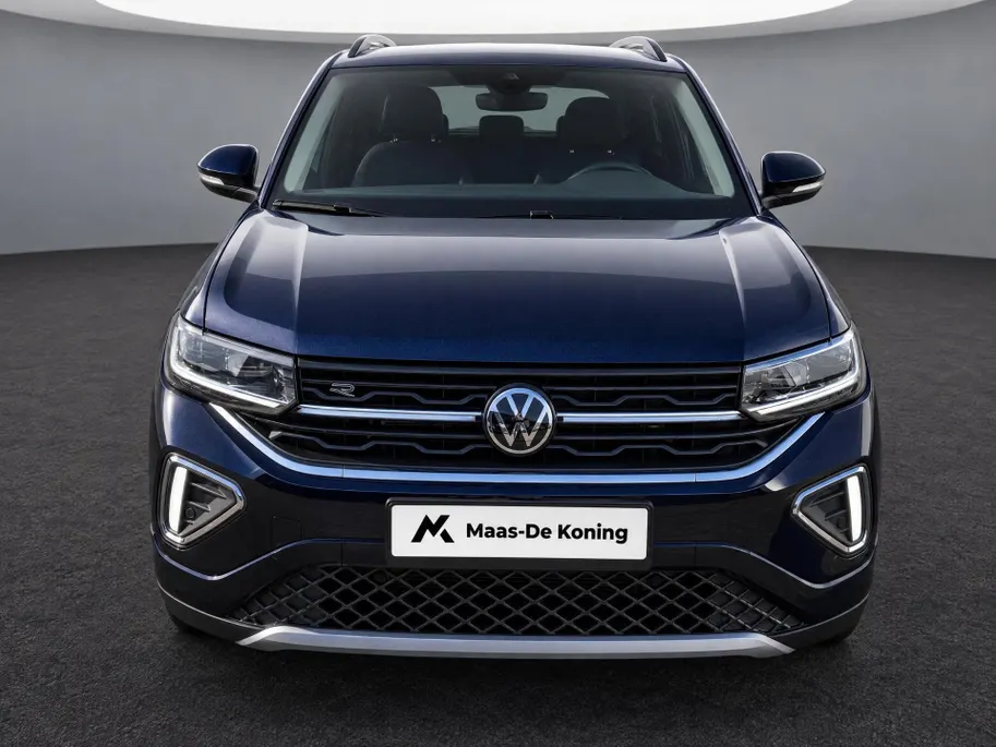 Volkswagen T-Cross 1.0TSI/116PK R-Line Camera + parkeersensoren · Apple/Android Car Play · Dodehoeksensoren · Garantie t/m 24-02-2028