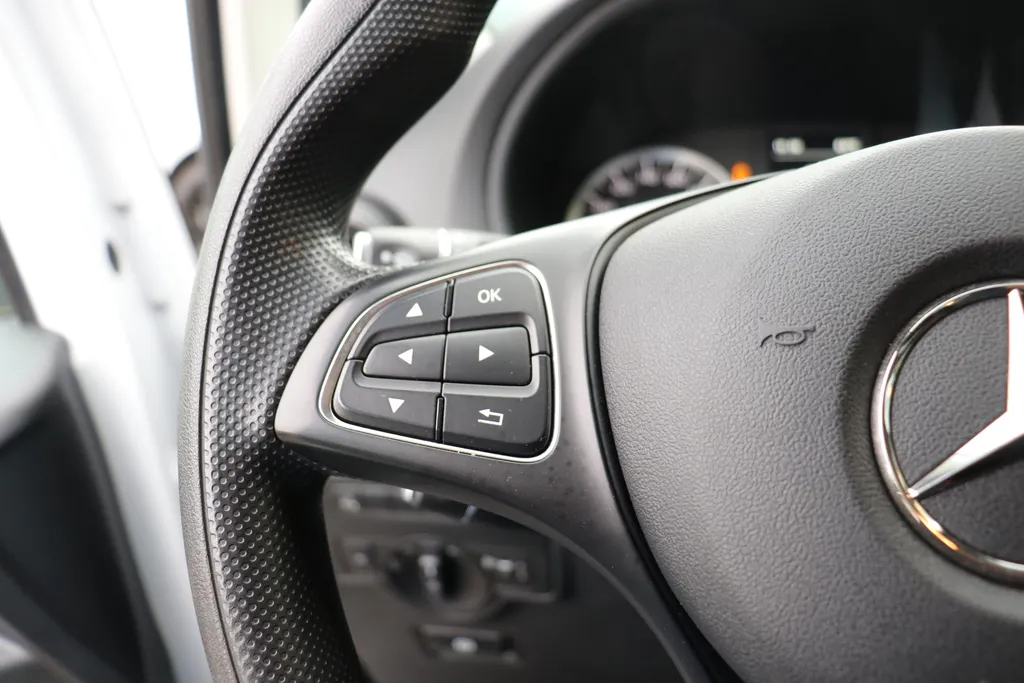 Mercedes-Benz Vito 111 CDI Lang DC Comfort EX.BTW Lease v.a. 363,- pm