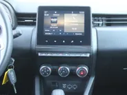Renault Clio 1.0 TCe 90 Equilibre | Automaat | Apple Carplay | Android Auto | Stoel verwarming | PDC | Cruise | LED | Privacy Glass | BTW auto |