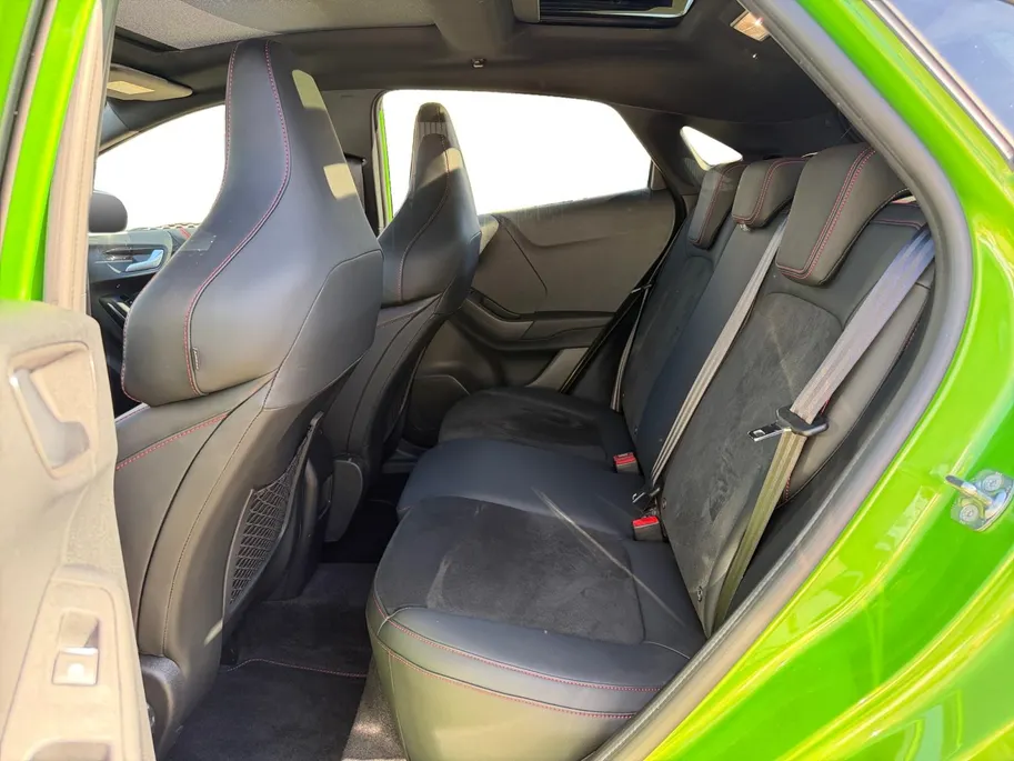Ford Puma 1.5 EcoBoost ST-X | Dealer onderhouden | 200 pk | Pano dak | Launch control | Parkeersensoren voor en achter | Achteruitrijcamera | Winter pack | BLIS | 19' lichtmetalen velgen | Apple carplay & Android auto | Cruise control | Privacy glas | Bovag garanti