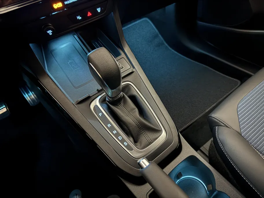 Ford Puma 1.0 EcoBoost Hybrid BlueCruise Edition | DIT IS EEN VOORRAADAUTO! | Winterpack | Trekhaak | Matrix LED | Sportonderstel | Premium Connectivity |