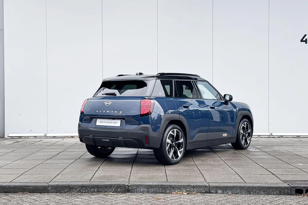 MINI Aceman SE Classic M 54.2 kWh