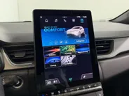 Renault Captur 160PK E-Tech Full Hybrid Techno Automaat | Camera | Parkeersensoren | Adaptive Cruise Control | Climate Control | Apple CarPlay/Android Auto | Full LED | Licht & Regen Sensor | Lichtmetalen Velgen |