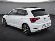 Volkswagen Polo 1.0TSI/95PK R-Line-Edition · Panoramadak · Camera + Parkeersensoren · Apple/Android Car Play · Stoelverwarming · Apple/Android Car Play · Clima · Info Active Display ·