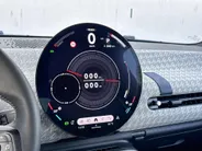 MINI Cooper 3-deurs Electric Cooper E Favoured L 40.7 kWh