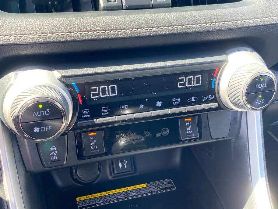 Toyota RAV4 2.5 Hybrid automaat Executive NL Auto | Leer | LED | Memory | Digi dash | JBL | cruise | etc.