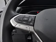 Volkswagen T-Cross 1.0 TSI 95pk Life · Apple/Android Car Play · Camera · Stoelverwarming · Dodehoek Detectie · P-Sensoren · 16'' Inch · Garantie t/n 13-05-2027 of 100.000km