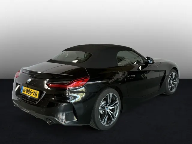 BMW Z4 Roadster sDrive20i High Executive