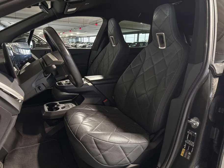 BMW iX xDrive40 Business Edition Plus 77 kWh