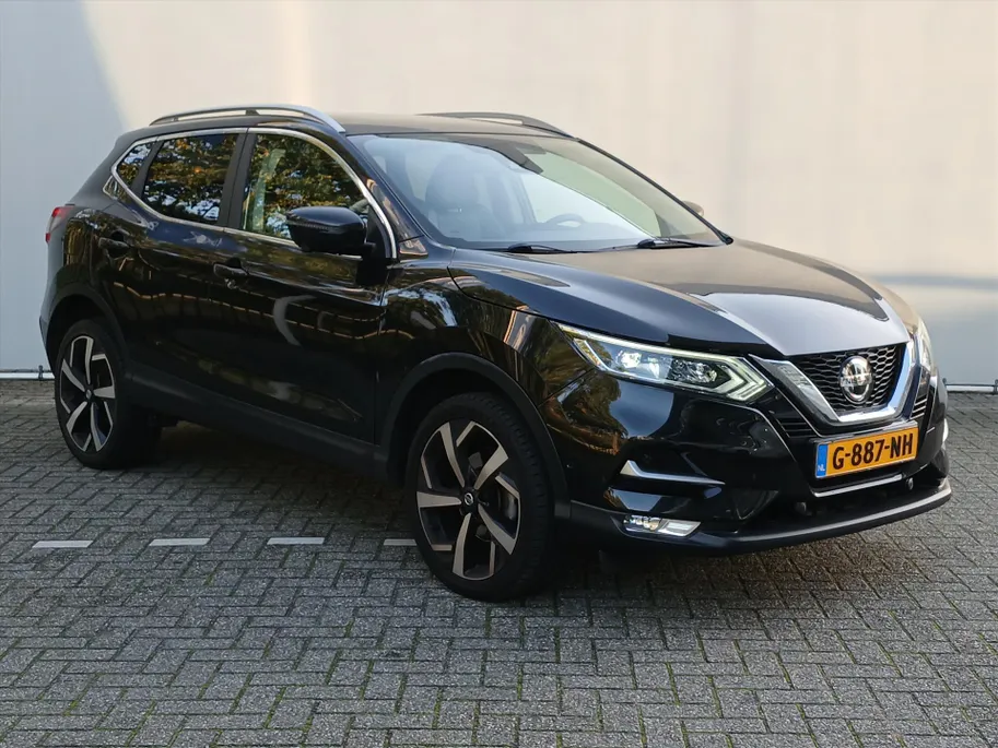 Nissan QASHQAI 1.3 DIG-T 140pk Tekna / NIEUW BINNEN! / Panoramisch glazen dak / 360 Camera / 19' / Climate en Cruisecontrol! /