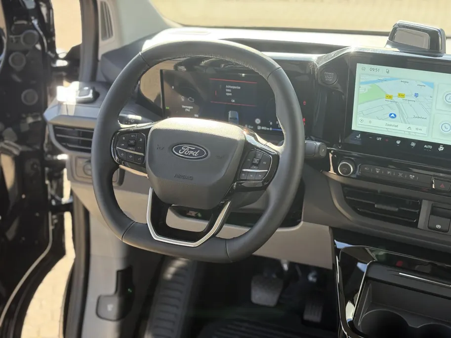 Ford Transit Custom 320 2.5 PHEV L2H1 Sport DC | TREKHAAK | DRIVER ASSISTANCE PACK | 19 INCH | 233 PK