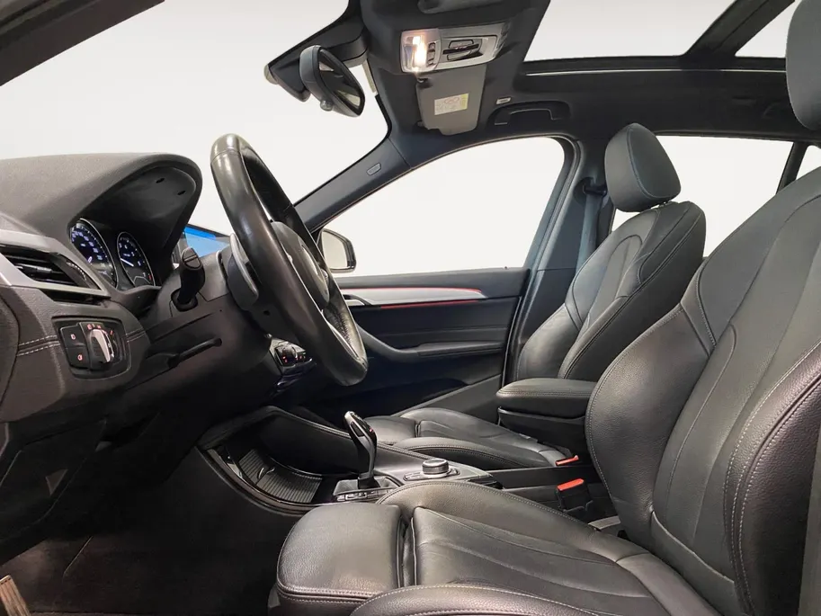 BMW X1 X-DRIVE | 2.0 HIGH EXECUTIVE | M-SPORT | PANODAK | LEDER | DEALERONDERHOUDEN |