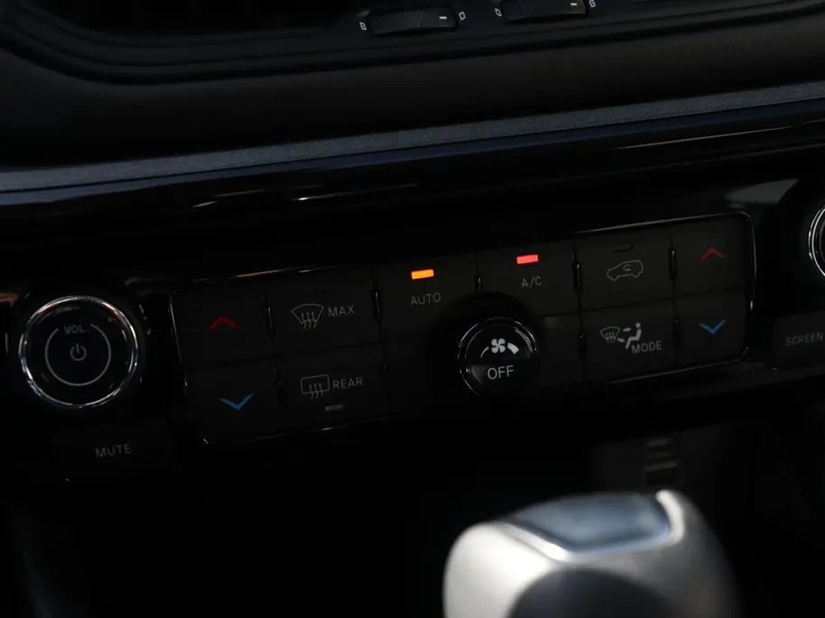 Jeep Compass 1.5T e-Hybrid 130 PK Summit | Leder | Winter | Camera | LED | 19