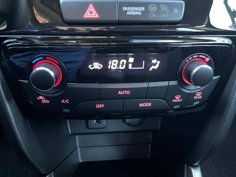 Suzuki Vitara 1.4 Boosterjet Smart Hybrid Select | Lage Kilometerstand | Stoelverwarming | Parkeer Camera | Navigatie | Apple/Android Carplay |