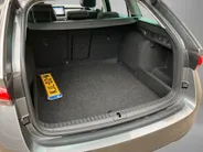 Škoda Octavia Combi 1.5TSI/150PK MHEV FL Design DSG · Panoramadak · Camera + Parkeersensoren · Apple/Android Car Play · Stoelverwarming · Garantie t/m 21-05-2029 of 60000km.