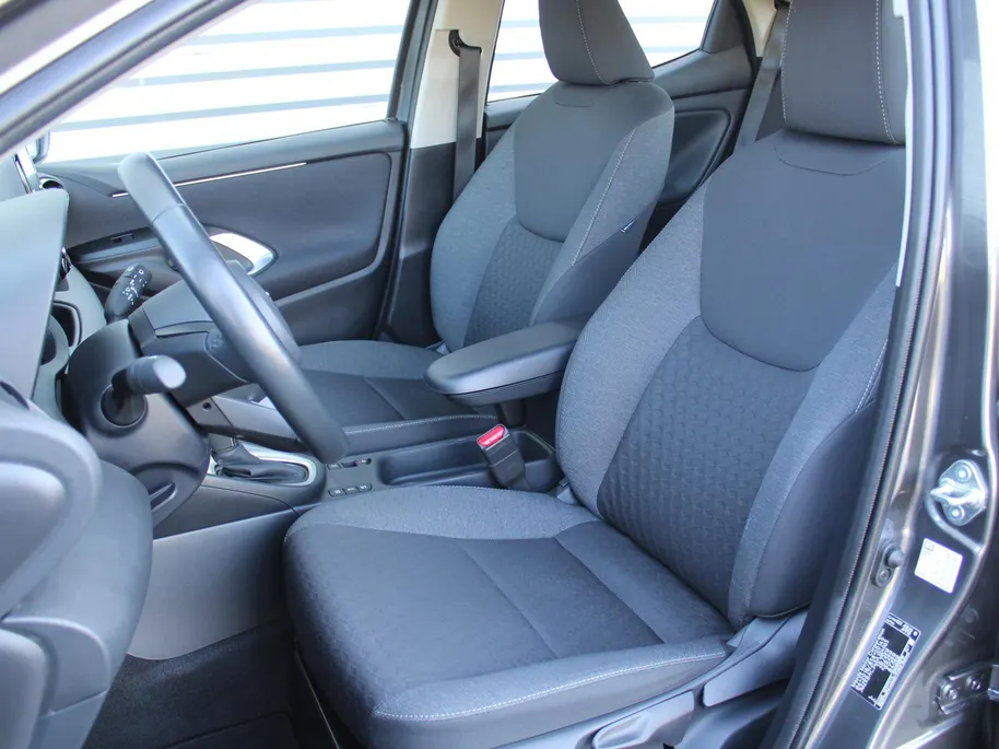 Mazda 2 Hybrid 1.5 Agile | Stuur-/stoelverwarming | Camera | 15' LM | Cruise adapt. | Airco |