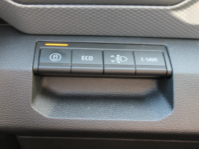 Dacia Duster 1.8 hybrid 155 limited edition *DEMONSTRATIEWAGEN*