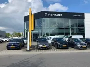 Renault Scénic E-Tech EV87 long range techno Nu op voorraad met 3.000 euro korting bij Zeeuw en Zeeuw Naaldwijk /  5 jaar garantie incl.