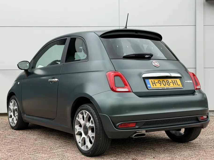 Fiat 500 1.0 Hybrid 70 PK Rockstar Clima Cruise Navi 16' Pano Matt Groen VERKOCHT