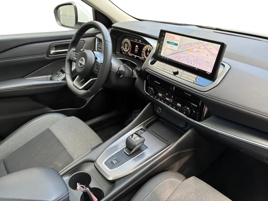 Nissan QASHQAI N Connecta Navi | Pano dak | LM Velgen |