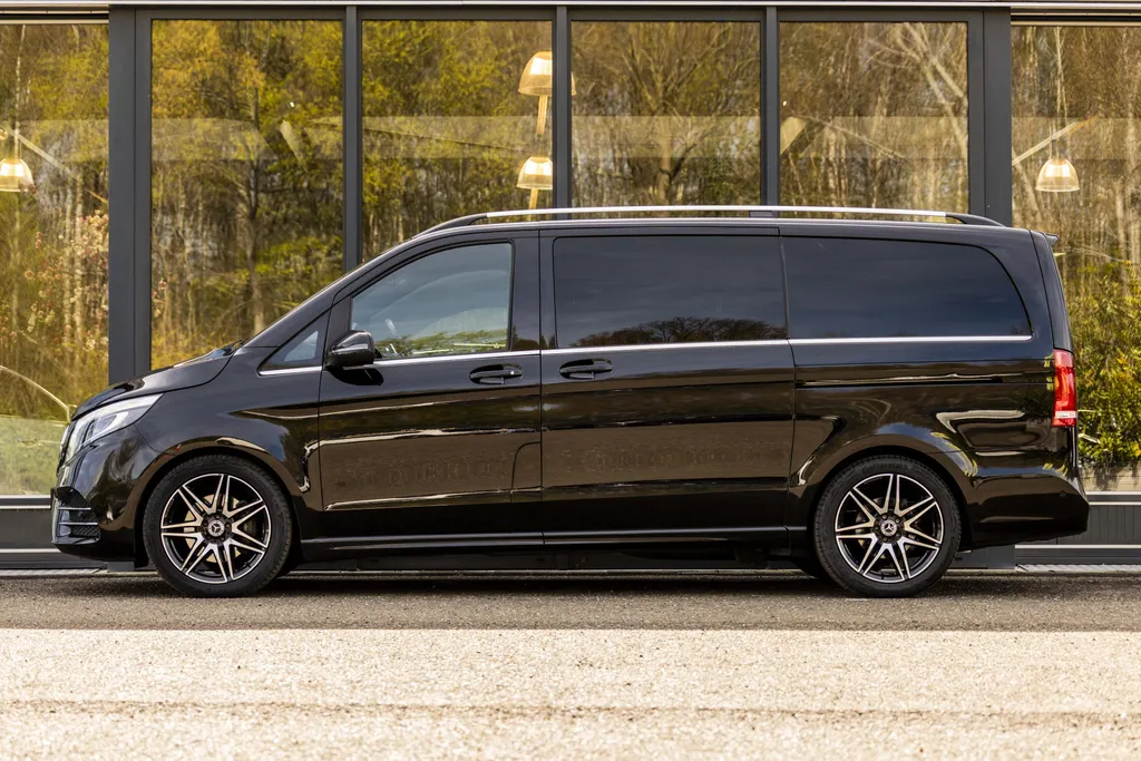 Mercedes-Benz V-Klasse 300d Lang DC Avantgarde Edition EX.BTW
