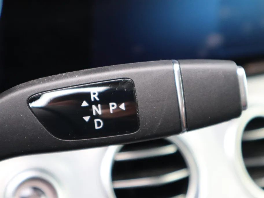 Mercedes-Benz E-Klasse Estate 200 Business Solution l Trekhaak l Carplay l Sfeerverlichting