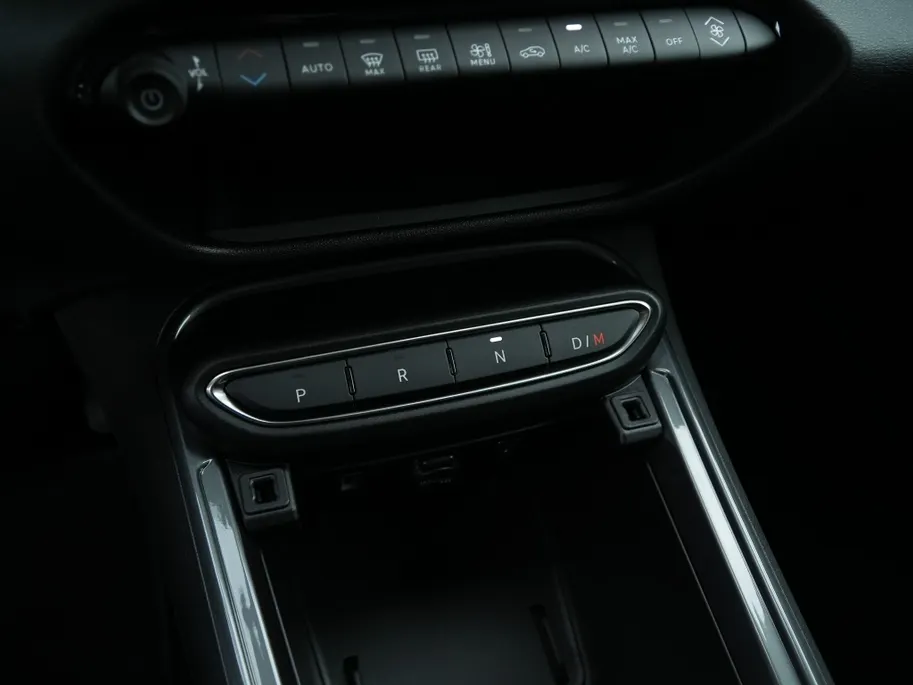 Fiat 600 1.2 Hybrid 145 PK La Prima | Camera | Carplay | Alcantara
