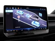 Volkswagen ID.7 Pro Limited Edition 77 kWh accu 286 PK · Draadloze telefoonlader · 360 camera · verwarmde voorstoelen · Voorraad OUTLET · Prijs is inclusief inruilpremie ·