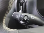 Kia Picanto 1.0 DPI GT-Line | Schuid-/kanteldak | Stuur-/stoelverwarming | Navi | Clima | Cruise | Camera | Leer | 16' LM | LED | Keyless |