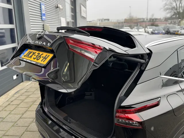 Nissan QASHQAI 1.3 MHEV Xtronic Tekna Plus op 19'All-Season Leder pano