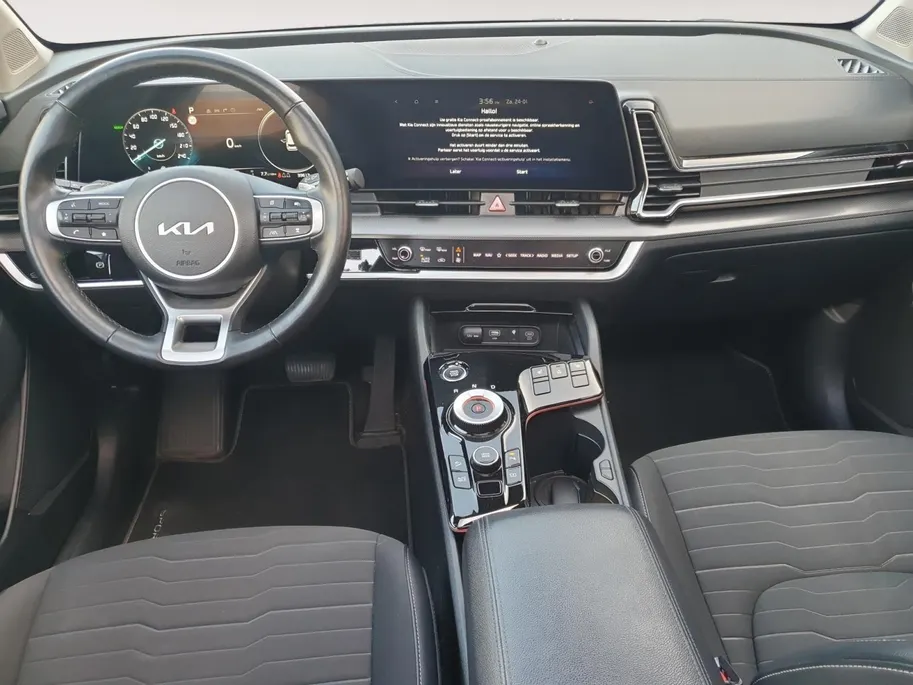Kia Sportage 1.6 T-GDi Hybrid DynamicPlusLine | Stoel en stuurverwarming | Panorama schuifdak | Elektrisch bedienbare voorstoelen | Navigatie | Dodehoek detectie | Getinte ramen achter |